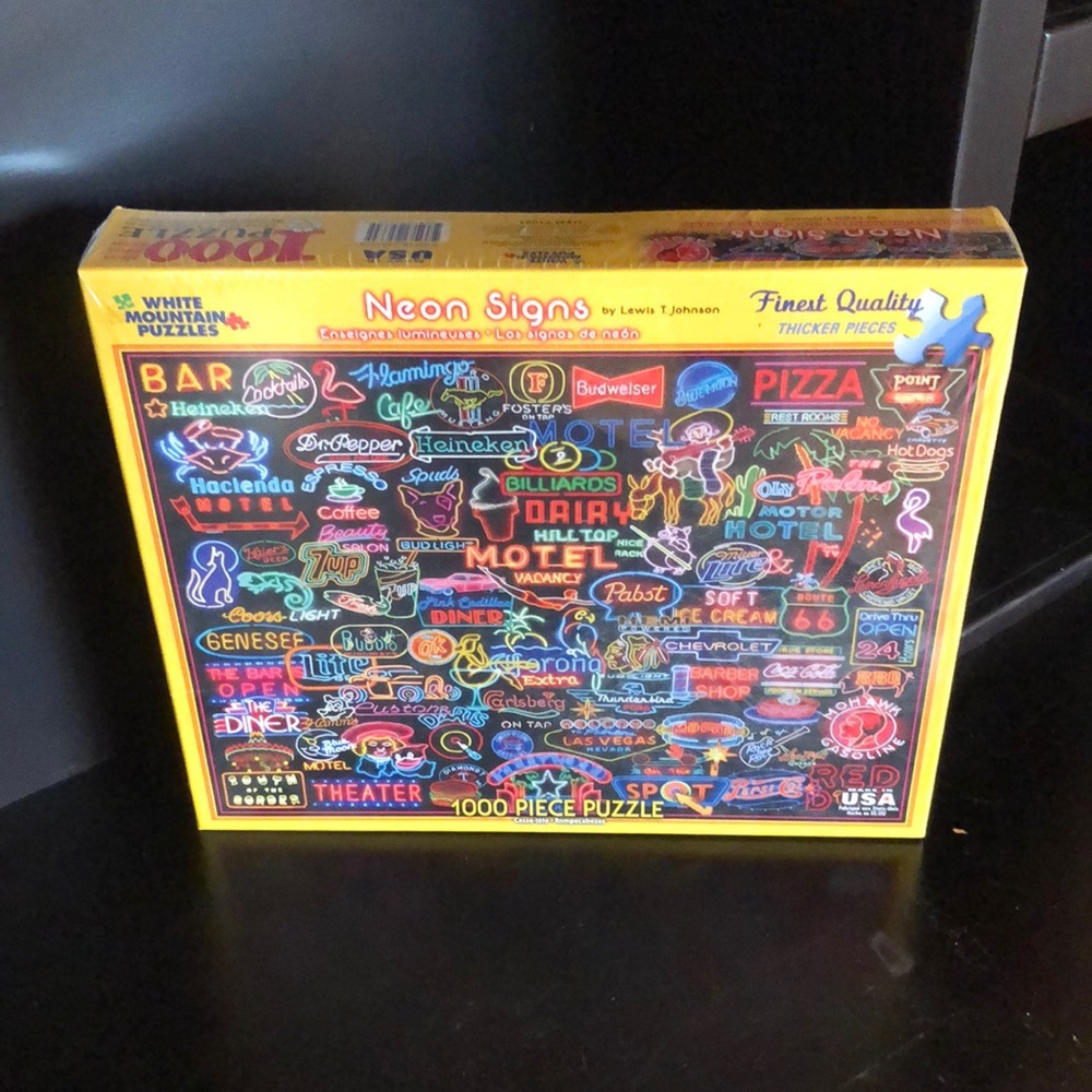 New never opens NEON SIGNS 1000 piece puzzle